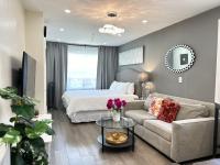 Modern Lux Family Rooms - KingBed - Near Sheppard W Station Toronto - B&B Toronto