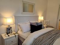 Winemakers Cottage at Treetops Red Hill - B&B Riddell