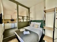 Studio très calme rue Encombe Vineuse DABNB - B&B
