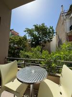 Kozy Koala Apartments, n12, near Monastiraki - B&B Athens