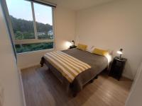 Appartamento con 3 Camere da Letto e con Balcone