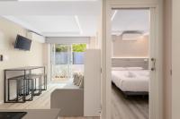 One-Bedroom Deluxe Apartment