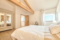 Luxury Triple Room