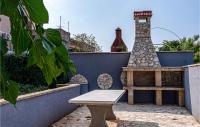 Lovely Apartment In Blato With Wifi - B&B