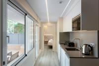 One-Bedroom Deluxe Apartment
