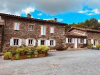 Les pierres de Fonfage - B&B Boissezon