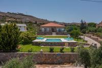 Villa Manetti with Private Pool and Garden by Hospi Living - B&B Kokkíni Cháni