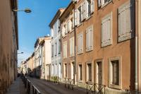 Le Queen - Wifi - Parking gratuit - Climatisation - Central - Tout équipée - B&B Carcasona