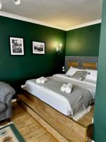 LUX-Апартаменты London Style в центре Усть-Каменогорска - B&B