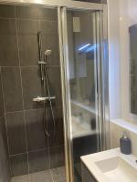 Superbe Studio Montmartre, rue des Abbesses - B&B