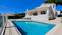 Villa Pinhal 213-CleverDetails- Sleeps 8, Quiet area, walking distance - B&B
