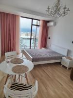 Видовая квартира, 5 минут от моря - Chambres d’hôtes Batoumi