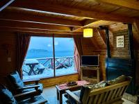Cabañas Aucaman - B&B Villa Pehuenia