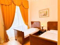 Twin Room with Bathroom
