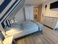 Three-Bedroom Apartment with Balcony