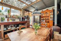 Stone Pines Eco Glamping - B&B Los Caños