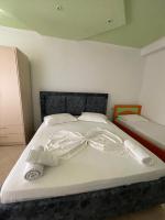 Appartamento con 2 Camere da Letto e Terrazza