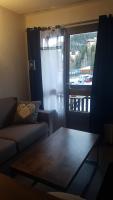 coquet studio praloup 1600 avec terrasse - Ferienwohnung