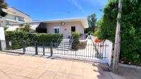 Mini-villa Central Park near the beach - B&B Lagonísi