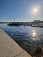 Apartment Rukavina - B&B Barbat