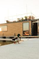 Houseboat - Domek na wodzie - sauna, taras na dachu, dwie sypialnie - B&B