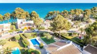 Blau Mar, 5 bedroom beach villa with private pool Miami Playa Costa Dorada 100m from the beach - B&B Miami Platja
