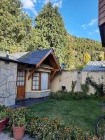 Cabaña acogedora y cómoda en el centro de la ciudad - Ferienwohnung San Martín de los Andes