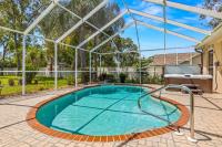 Quiet and Cozy 3 beds 3 baths in Spring Hill with heated Pool and Hot Tub - Chambres d'hôtes Spring Hill