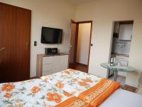 Double Room with Shower