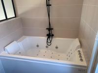 La Villa Bourgeoise - B&B Croisilles