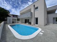 Villa Plesa with office and private pool - B&B
