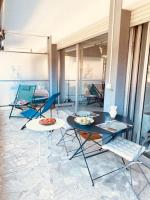 Les nereides bord de mer calme lumineux parking - B&B