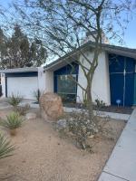 Good Day Sunshine! Palm Springs! - B&B Palm Springs