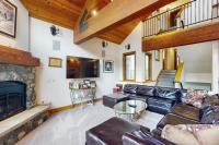 Five Bedroom Holiday Home