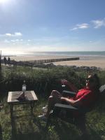Sangatte Guest House - Studio Terrace - Seafront - B&B