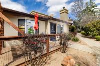 Stylish Townhome on Golf Course Red Rock View - Ferienwohnung