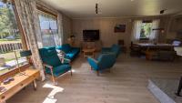 Three-Bedroom Apartment with Park View