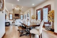 Lovely 4BR Home off Main St-5 min walk to Gondola - Chambres d’hôtes Breckenridge