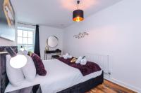 NEW! Stunning City Centre 2-Bed Apartment in Chester by 53 Degrees Property - Ideal for Couples & Groups - Sleeps 4! - B&B Chester