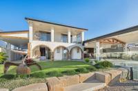 Waterfront Bliss on Maroochydore Canal - B&B