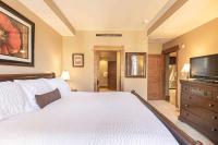 Big Horn Lodge 309 by East West Hospitality - Chambres d’hôtes Truckee