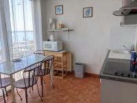 Appartement T4 proche plage et commerces, 80m2, 6 pers, lave-linge, TV - FR-1-797-23 - Chambres d'hôtes Port-La Nouvelle