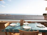 Studio + cabine, 4 pers. avec clim et parking, Le Lavandou - FR-1-803-49 - Chambres d'hôtes Le Lavandou