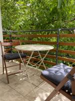 Quiet, green, relaxing place - 1 bedroom apartment - Ferienwohnung
