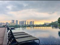Cozy 3BR -2-8pax- 65 TV near MidValley-Pavilion 2 - Ferienwohnung