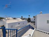 Buenavida Cozy Holiday Home VV with communal pool and air con - B&B Costa Teguise