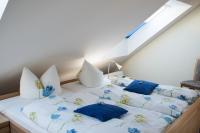 Two-Bedroom Deluxe Apartment with Garden View