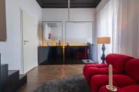 Studio Apartment with King Bed