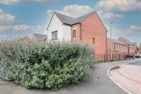 Quiet and Lovely 3-bed house parking and garden - Chambres d’hôtes