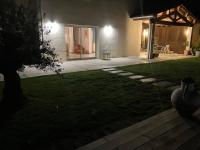 Moderne Confort Familial Piscine naturelle 11mx3m - Chambres d'hôtes Pézenas